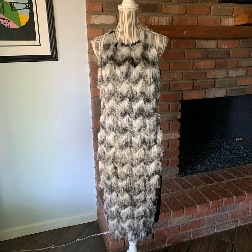 Sachin + Babi Eyelash Fringe Sleeveless Sheath Dress Black White Sz 8
